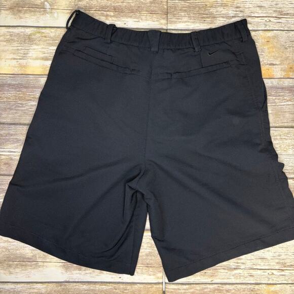 Nike Golf Dri-Fit Lined Motion Control Waist Black Shorts Mens Sz 32 - Picture 2 of 8